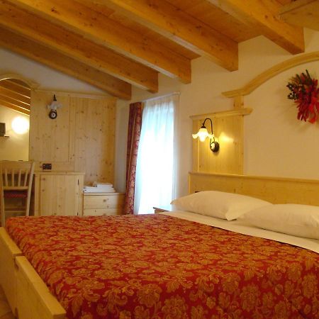 Hotel Pizzo Degli Uccelli Castello Tesino Zewnętrze zdjęcie